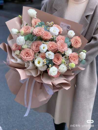 宏君鲜花_混搭花束