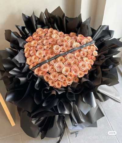 宏君鲜花_纯玫瑰花束