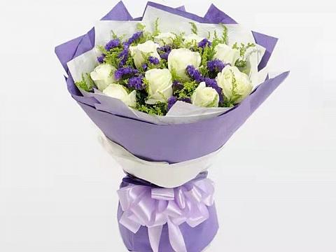内医大鲜花定制的图册_11香槟玫瑰