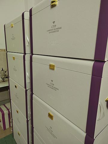 方华包装有限公司相册展示_皮具类