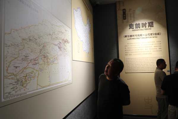 2025年疆内校友工作座谈会_668A5212.JPG