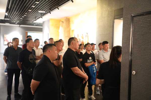 2025年疆内校友工作座谈会_668A5227.JPG