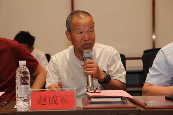 2025年疆内校友工作座谈会_668A4875.JPG