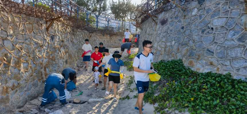 保护海洋环境 守护蔚蓝海岸_清除白色垃圾 守护蔚蓝海岸