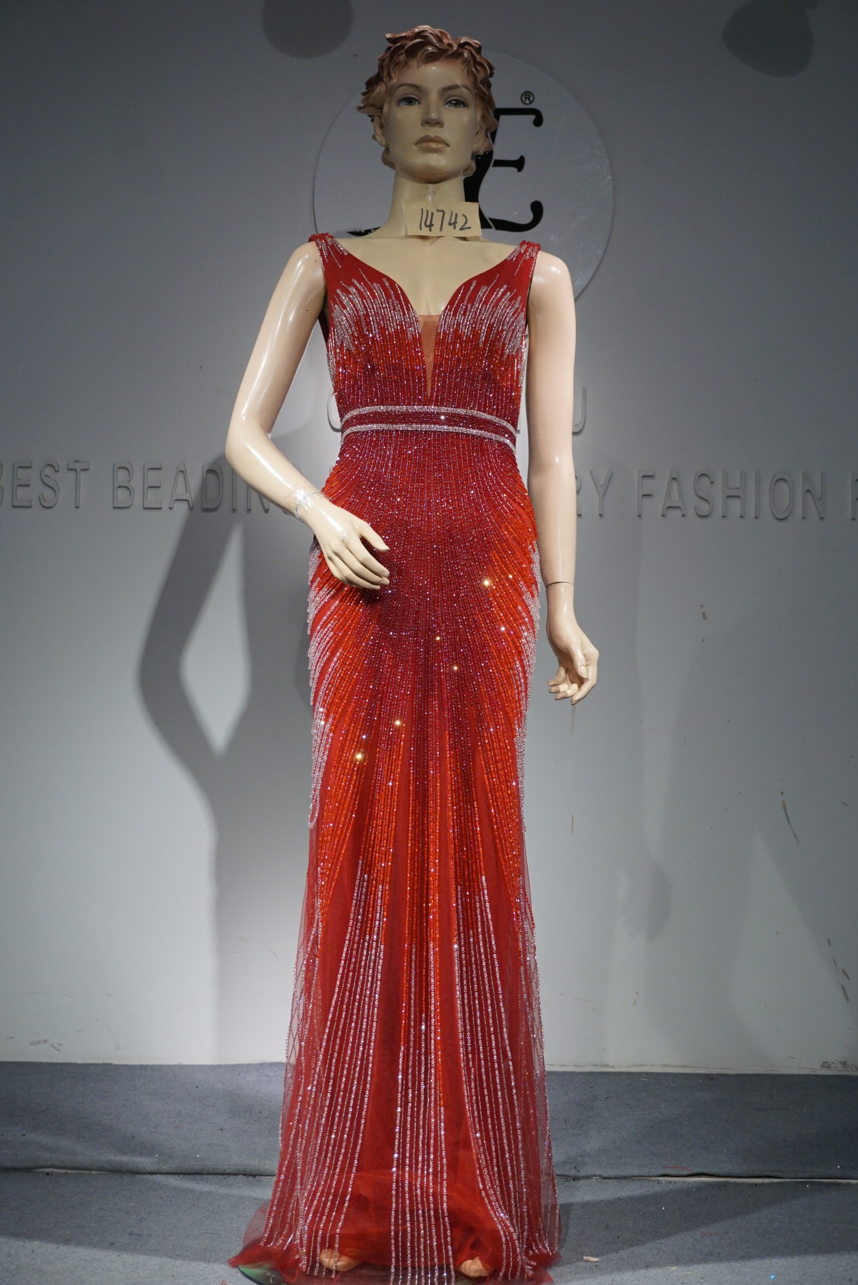 baisite_14742dark red.JPG