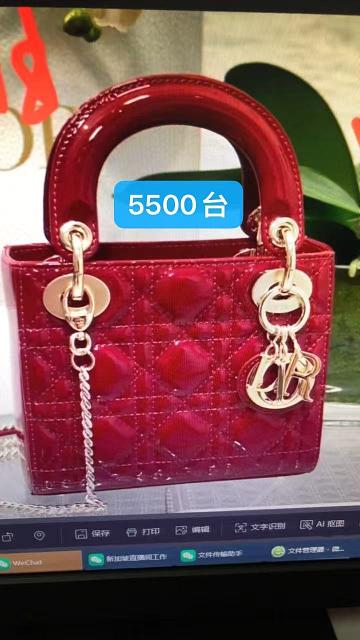 小财神精品_00Dior漆皮樱桃红Classic Lady戴妃包.jpg