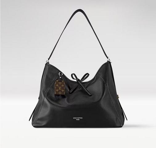 小财神精品_0.112LV 羊皮黑武士CarryAll Dark 中号手袋.jpg