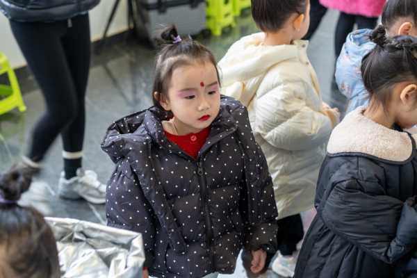 思然童年_2023龙腾盛世